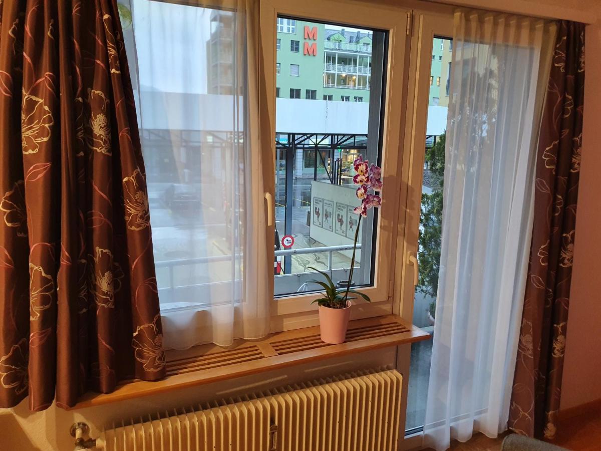 Bnb Haus Weibel Landquart Exteriör bild